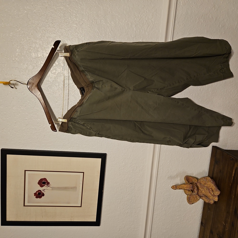 Lane Bryant - green army crop